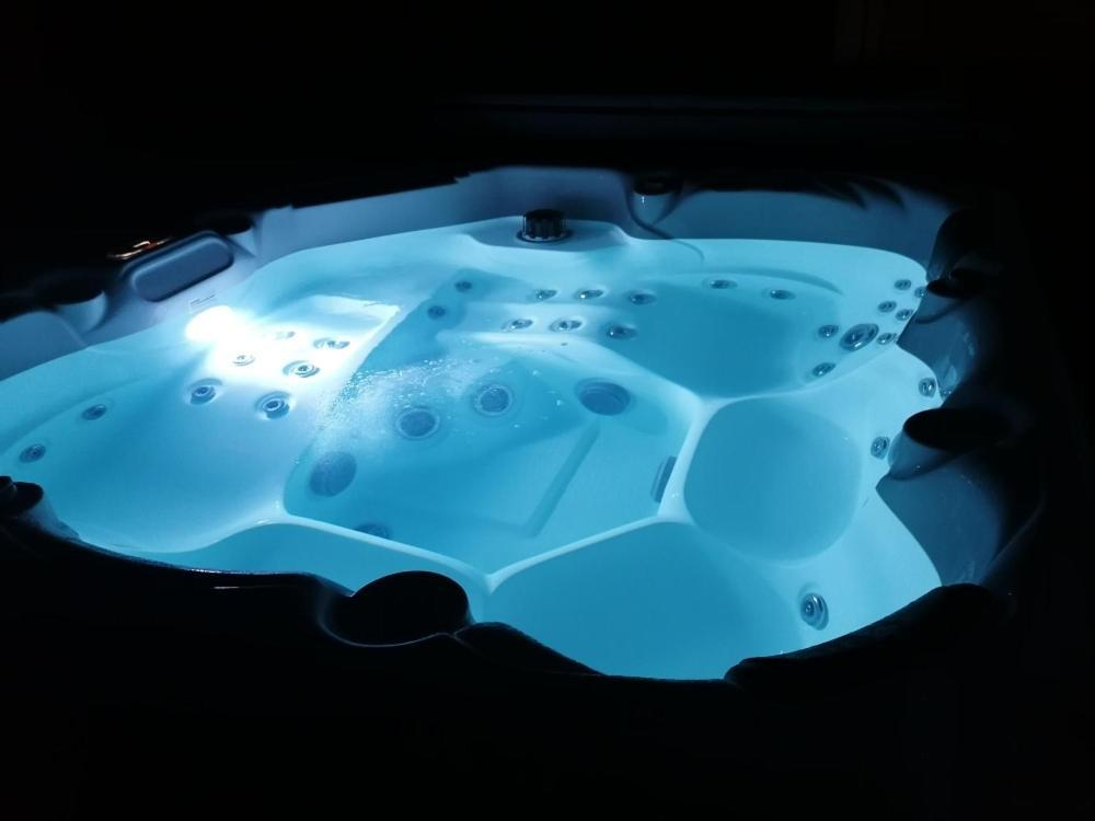 Gite De Charme Spa Privatif L'Oustau Di Tonin 马洛塞讷 外观 照片
