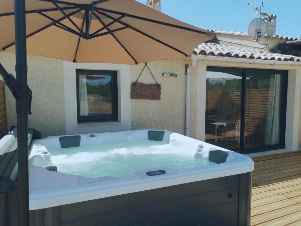Gite De Charme Spa Privatif L'Oustau Di Tonin 马洛塞讷 外观 照片
